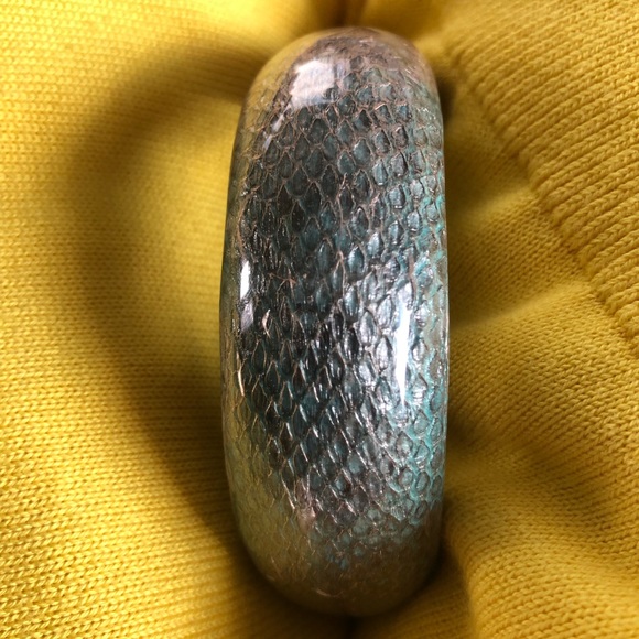 5. BRACELETS - Picture 5 of 5